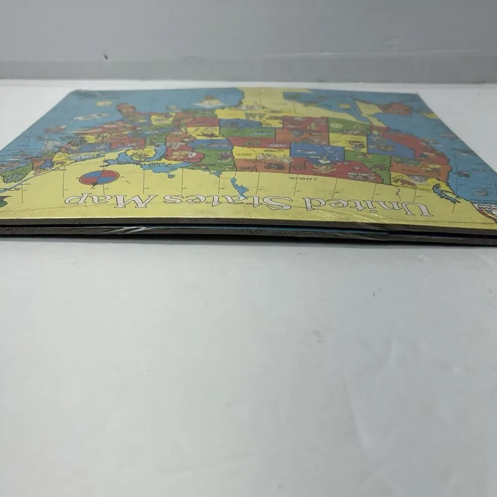 Vintage Random House United States of America Picture Puzzle Landmark World Map